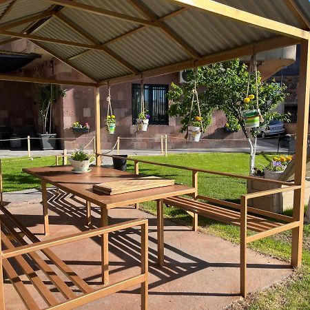 Street51 Hostel Yerevan Ngoại thất bức ảnh