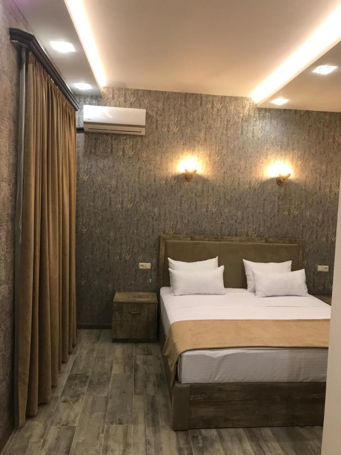 Street51 Hostel Yerevan Ngoại thất bức ảnh