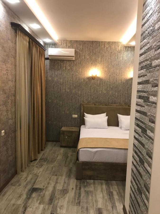 Street51 Hostel Yerevan Ngoại thất bức ảnh