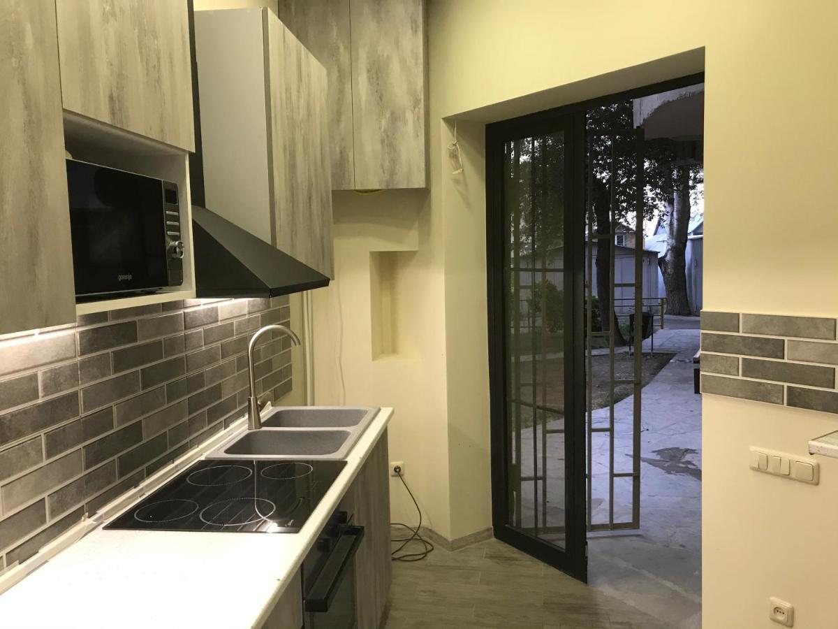 Street51 Hostel Yerevan Ngoại thất bức ảnh