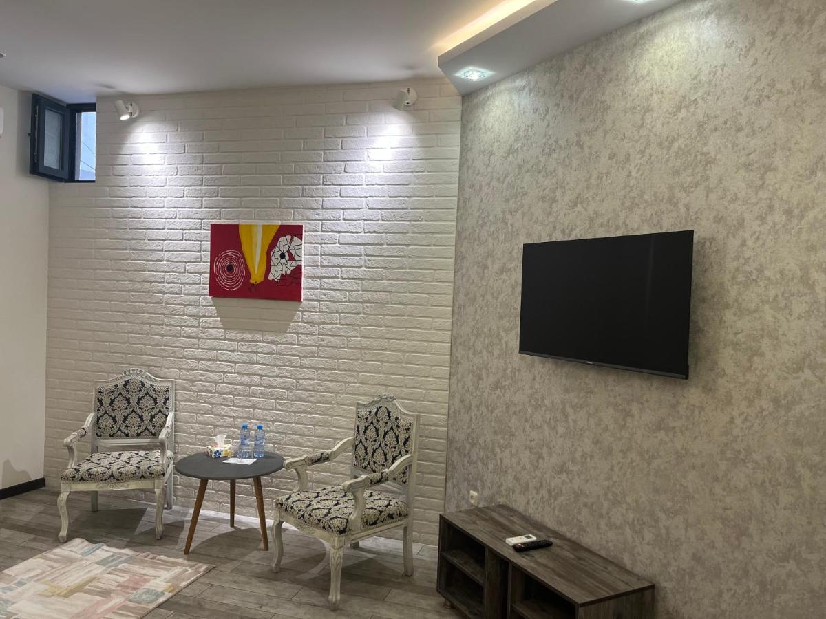 Street51 Hostel Yerevan Ngoại thất bức ảnh