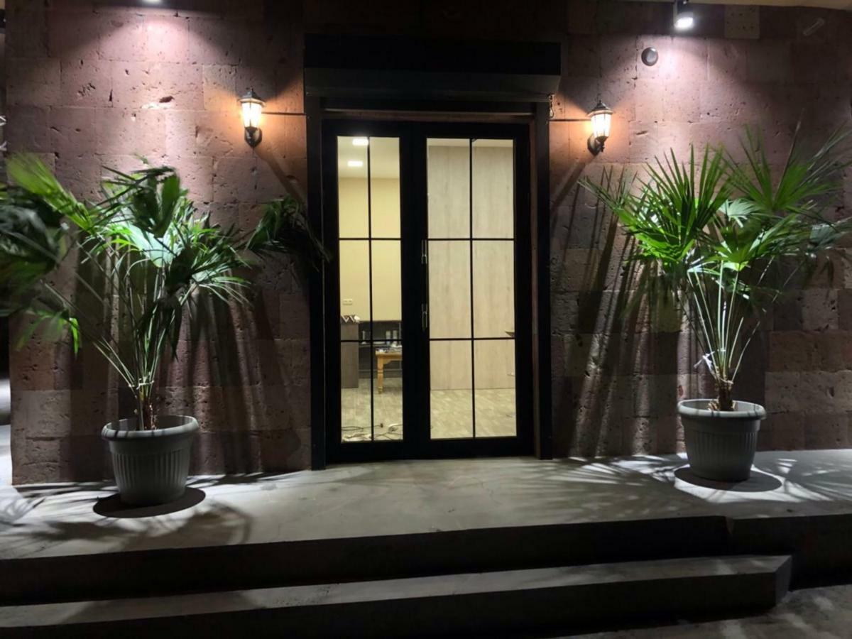 Street51 Hostel Yerevan Ngoại thất bức ảnh